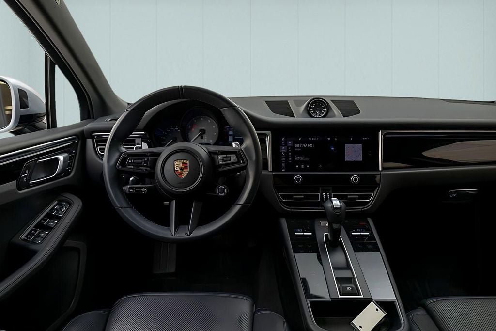 2024 Porsche Macan S