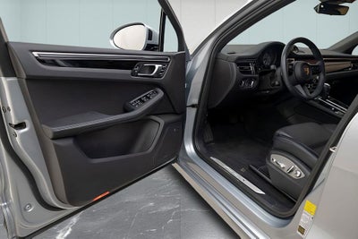 2024 Porsche Macan S