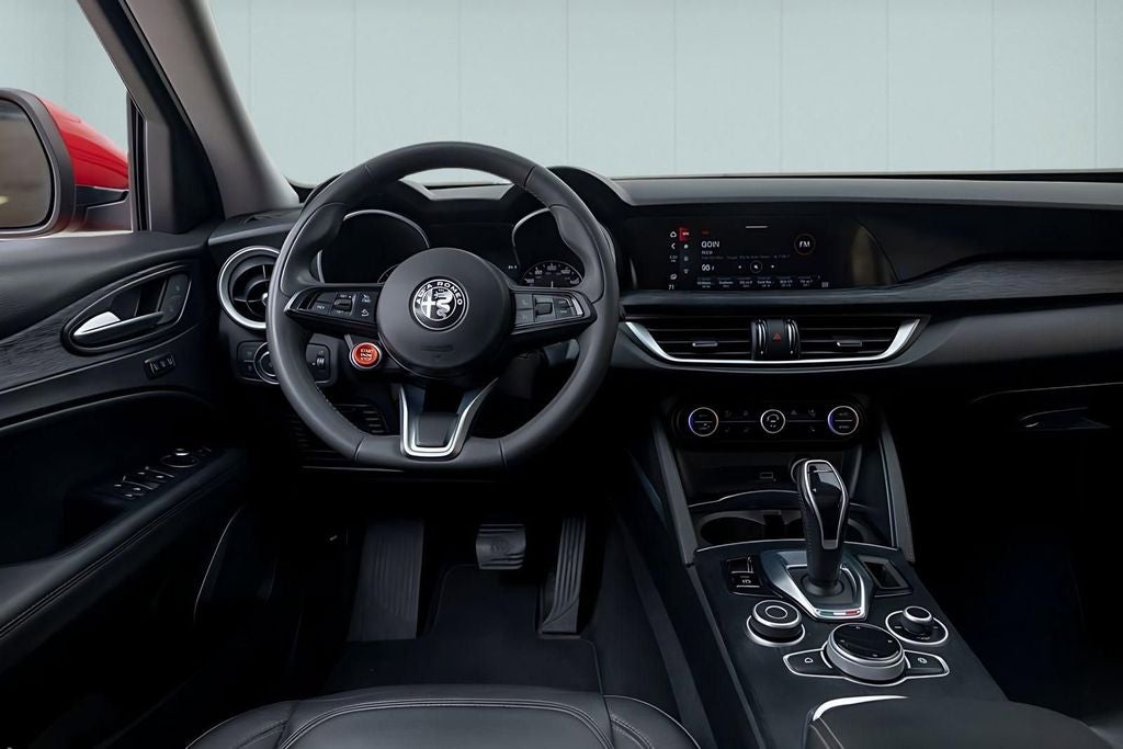 2020 Alfa Romeo Stelvio Base