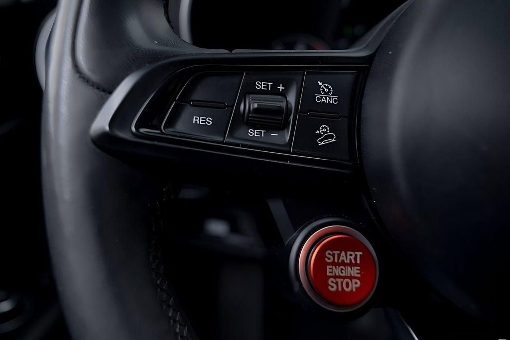 2020 Alfa Romeo Stelvio Base