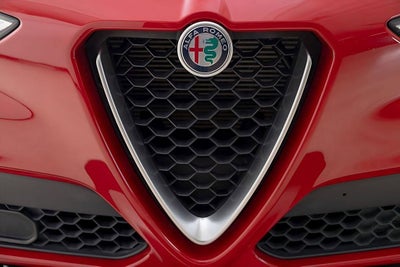 2020 Alfa Romeo Stelvio Base