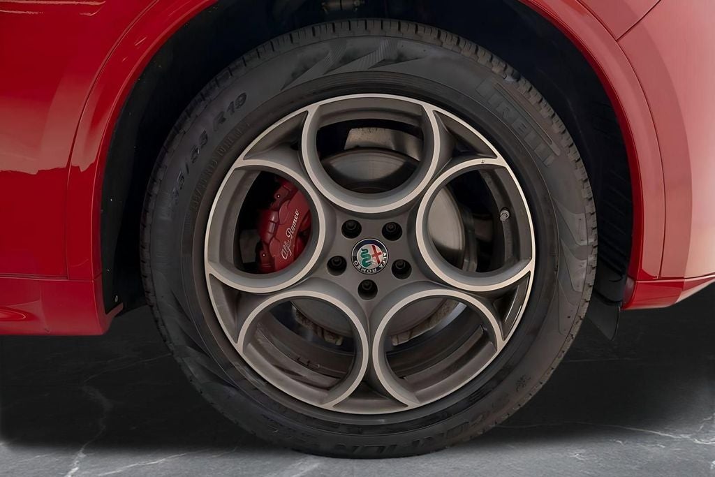 2020 Alfa Romeo Stelvio Base