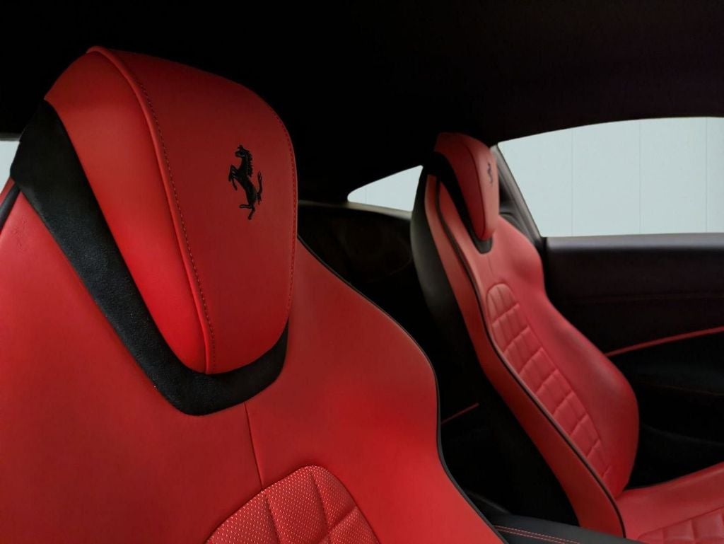 2024 Ferrari Roma Base