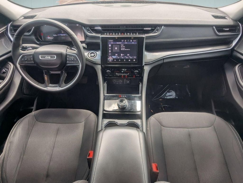 2023 Jeep Grand Cherokee Laredo