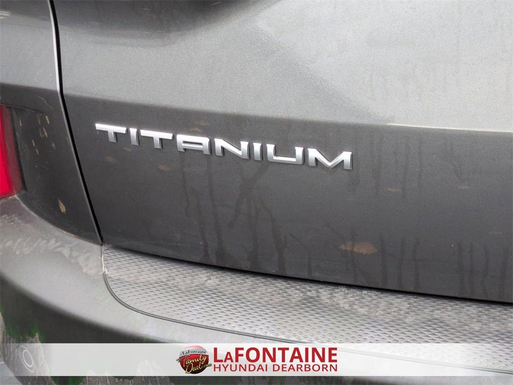 2020 Ford Escape Titanium Hybrid