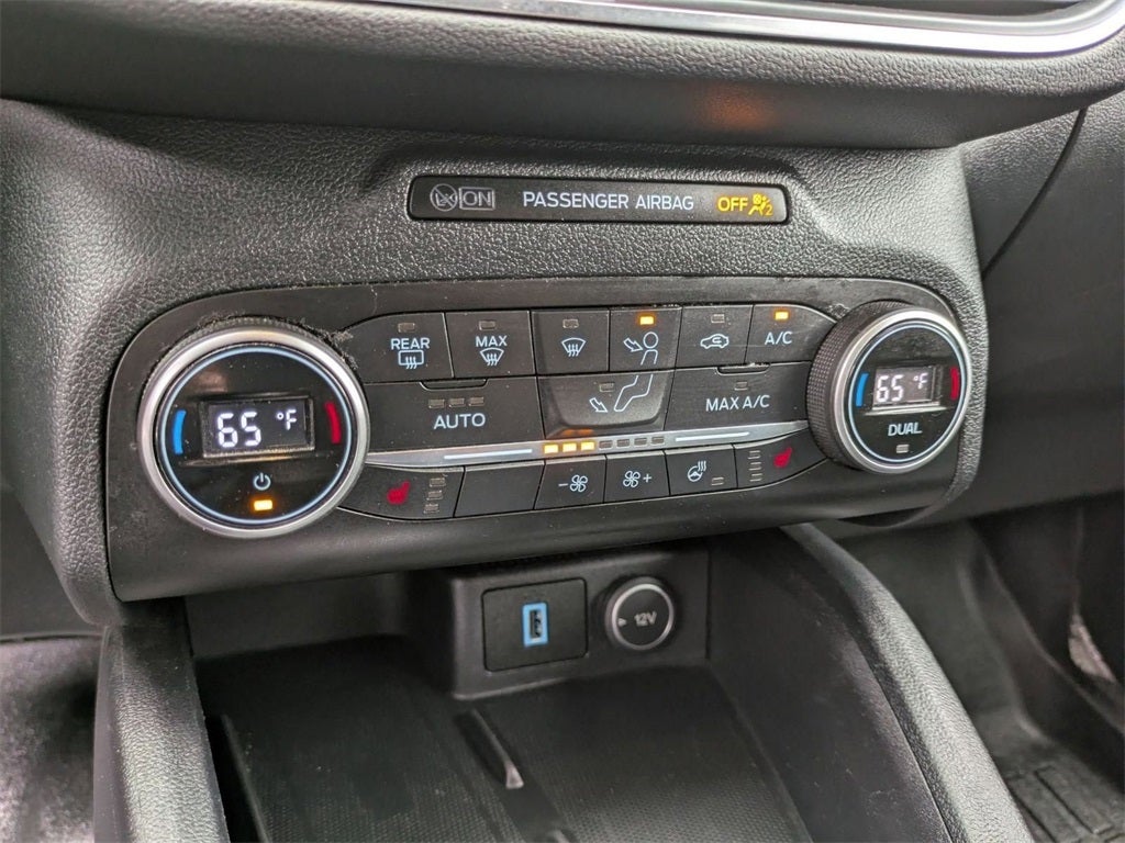 2020 Ford Escape Titanium Hybrid