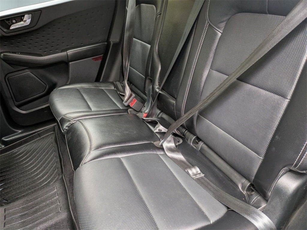 2020 Ford Escape Titanium Hybrid