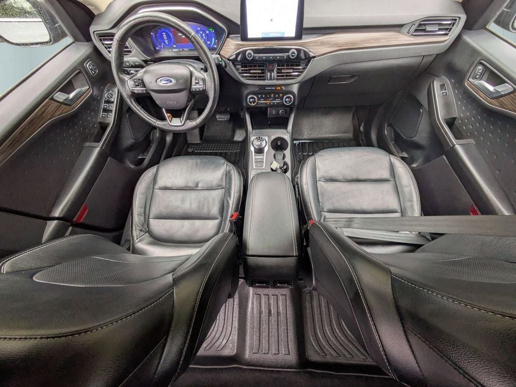 2020 Ford Escape Titanium Hybrid