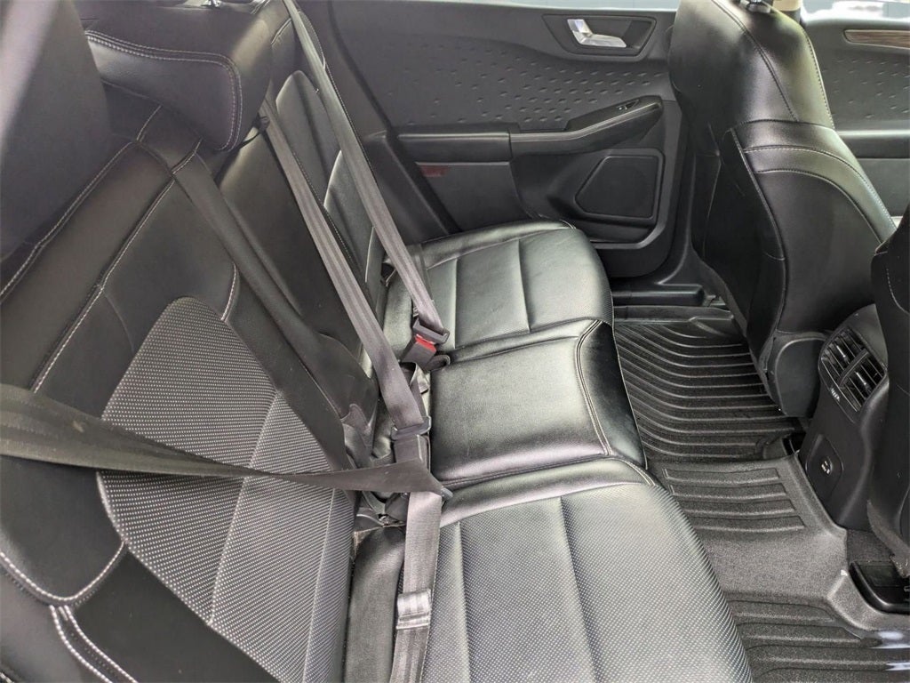 2020 Ford Escape Titanium Hybrid