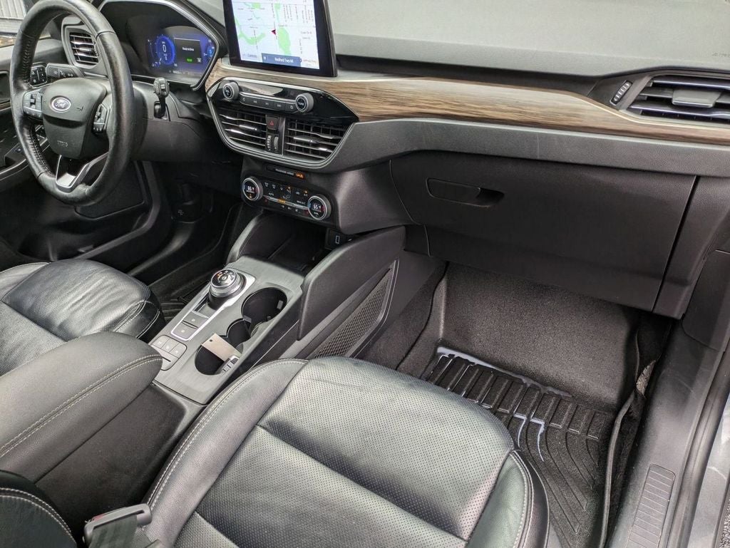 2020 Ford Escape Titanium Hybrid