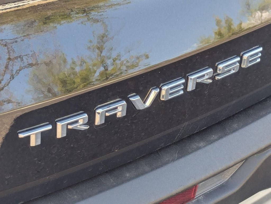 2024 Chevrolet Traverse FWD LT