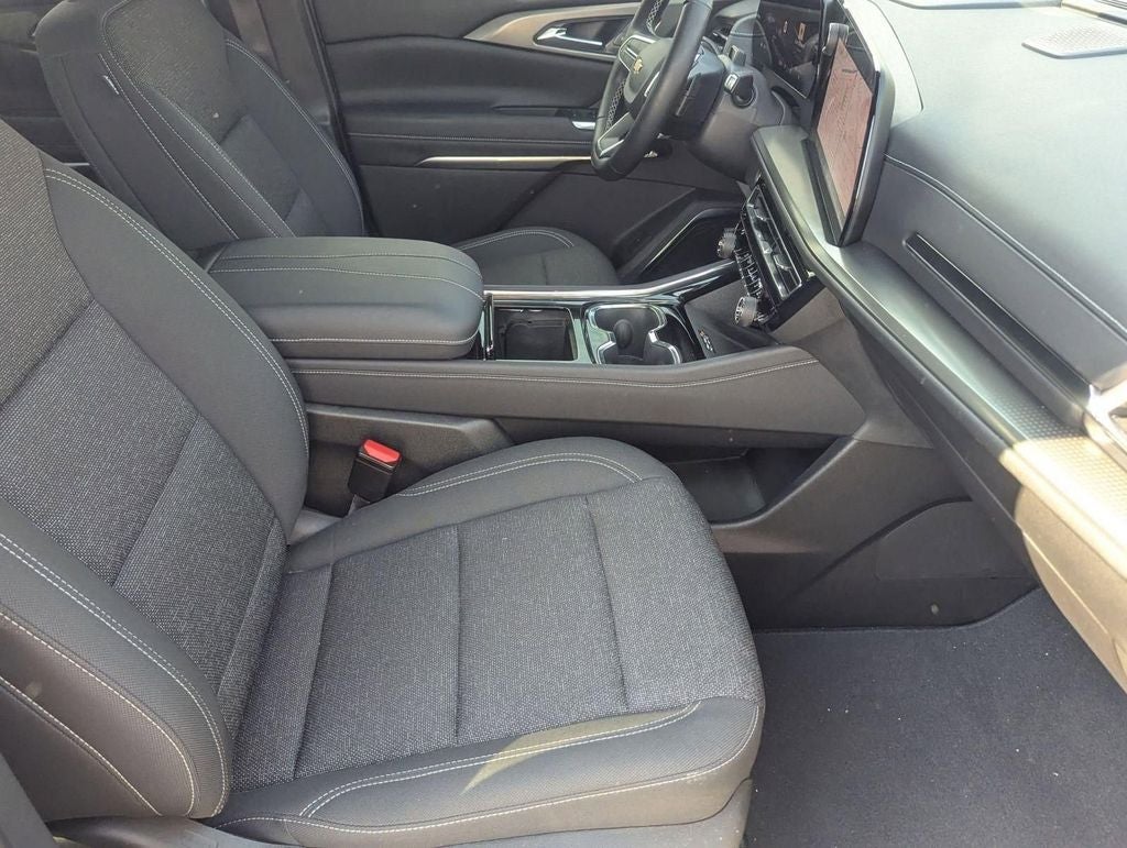 2024 Chevrolet Traverse FWD LT