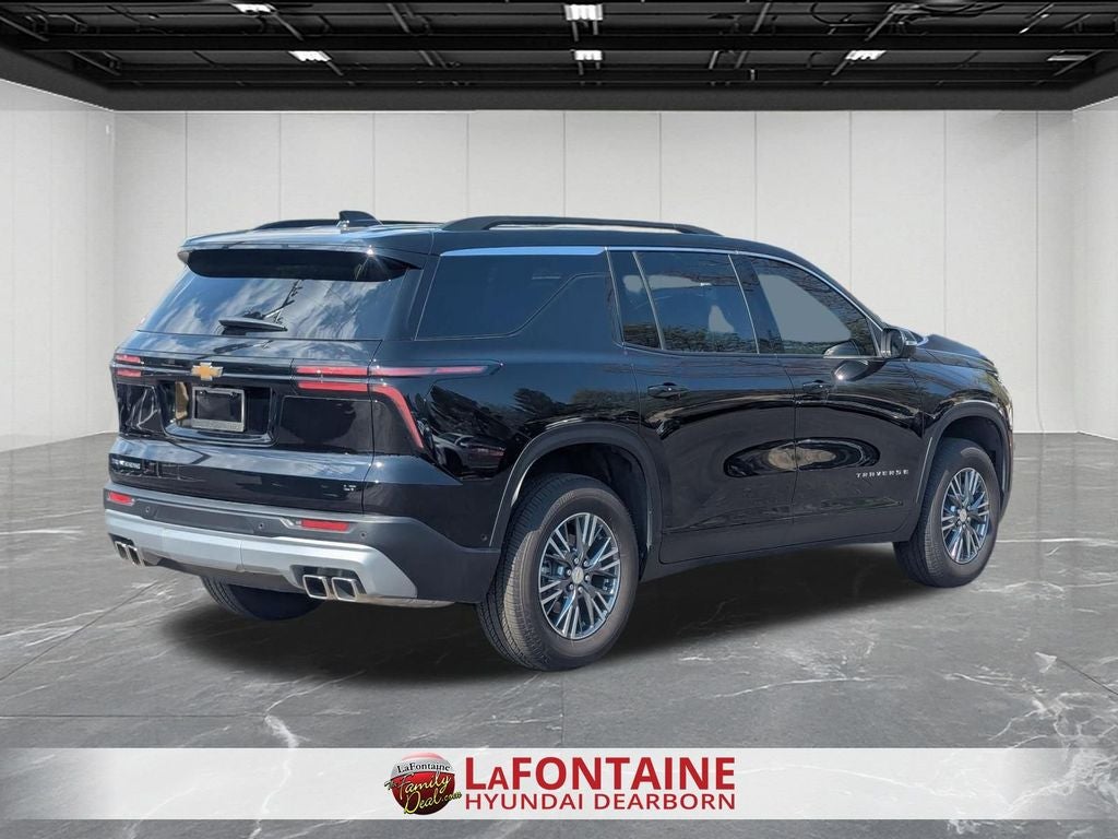 2024 Chevrolet Traverse FWD LT