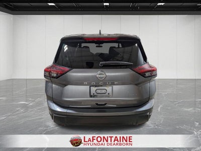 2025 Nissan Rogue SV