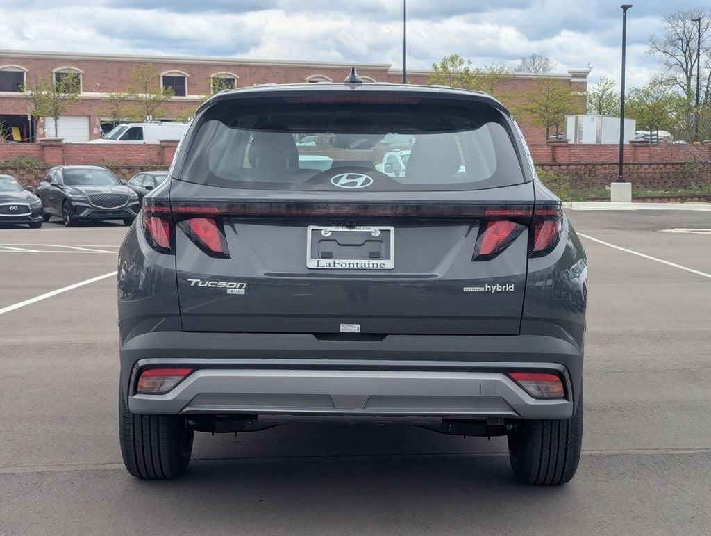 2026 Hyundai Tucson Hybrid Blue SE