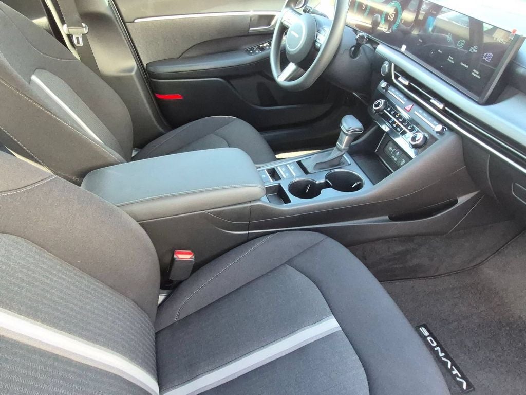 2025 Hyundai Sonata SE