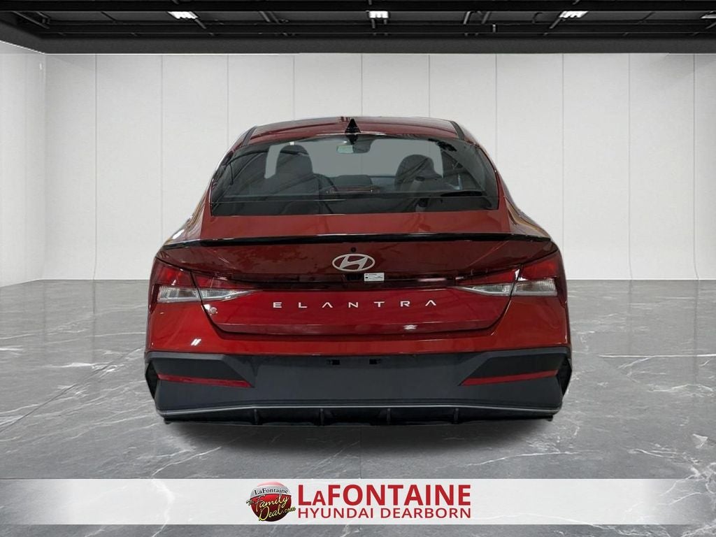 2025 Hyundai Elantra SEL Sport