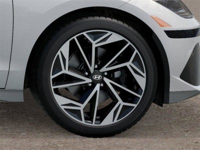 2025 Hyundai IONIQ 6 SEL