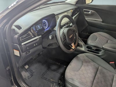 2022 Kia Niro LX