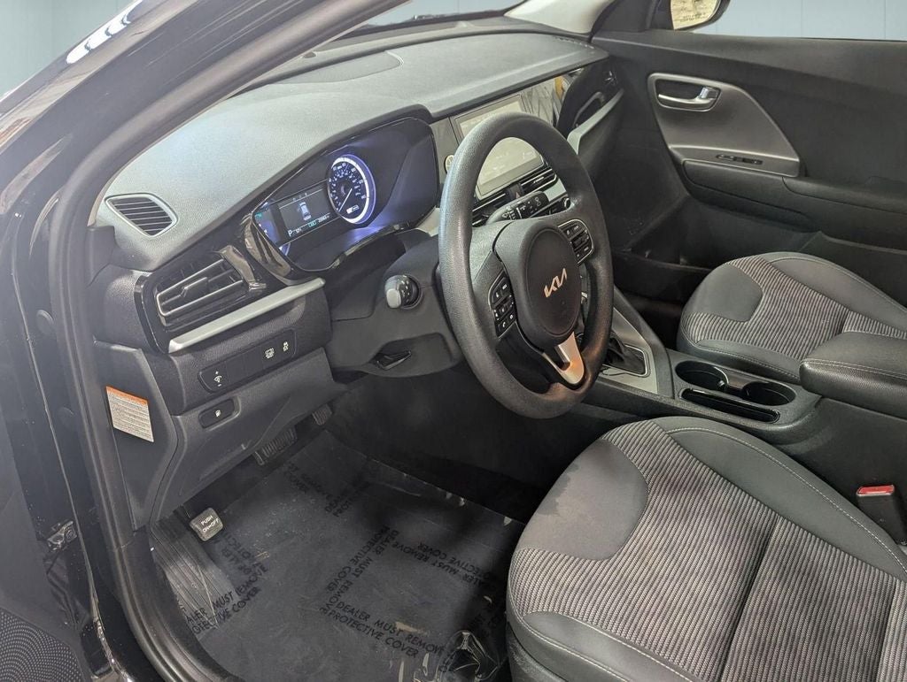 2022 Kia Niro LX