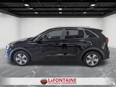 2022 Kia Niro LX