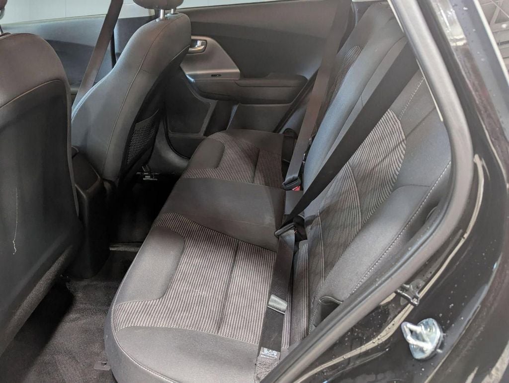 2022 Kia Niro LX