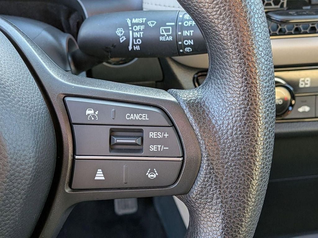 2025 Honda HR-V LX