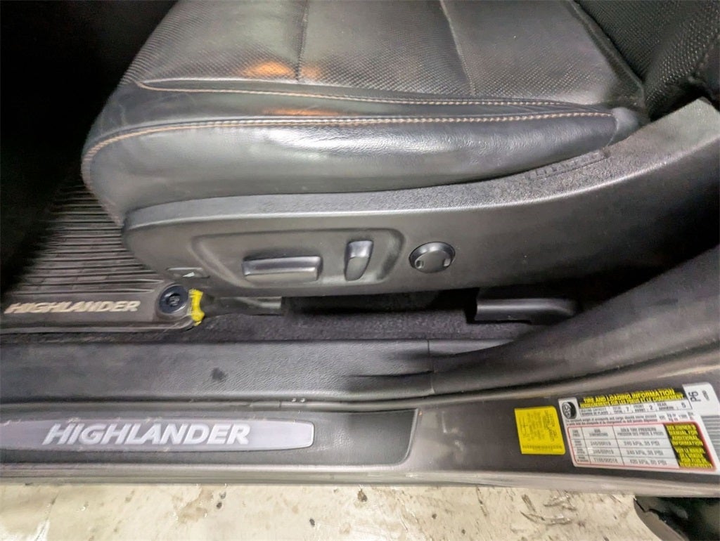 2016 Toyota Highlander Limited