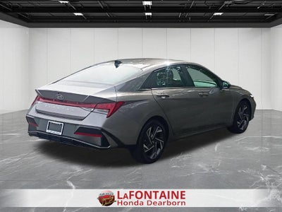 2025 Hyundai Elantra SEL Convenience