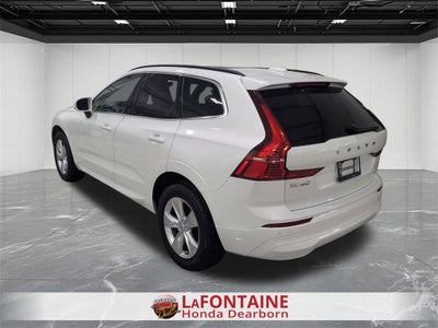 2022 Volvo XC60 B5 Momentum