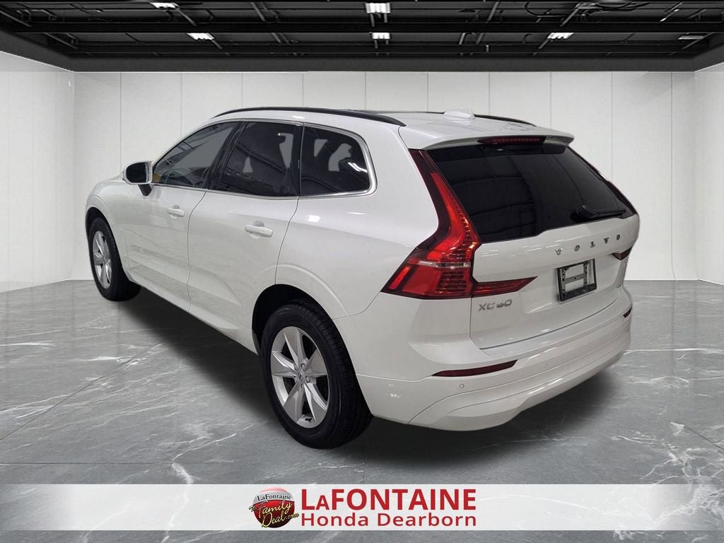 2022 Volvo XC60 B5 Momentum