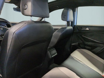 2019 Volkswagen Jetta R-Line