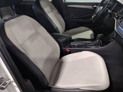 2019 Volkswagen Jetta R-Line
