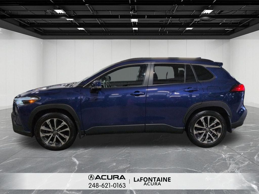 2022 Toyota Corolla Cross XLE