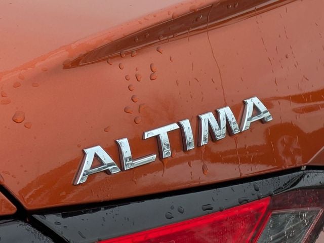 2020 Nissan Altima 2.0 SR