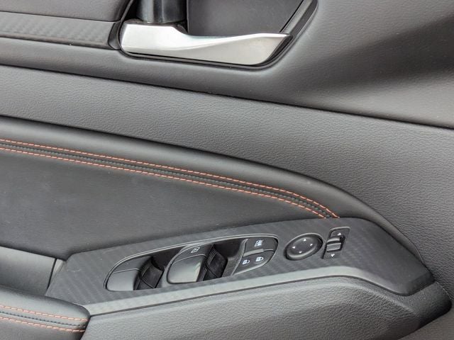 2020 Nissan Altima 2.0 SR