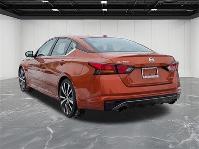 2020 Nissan Altima 2.0 SR