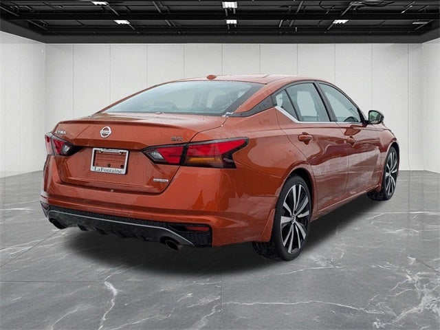 2020 Nissan Altima 2.0 SR