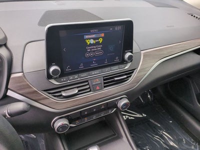 2025 Nissan Altima 2.5 SV