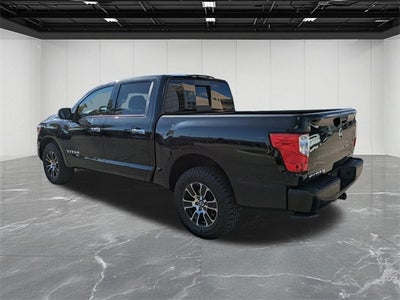2021 Nissan Titan SV
