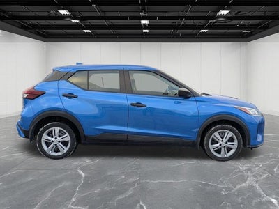 2023 Nissan Kicks S