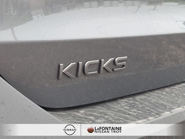 2026 Nissan Kicks SV