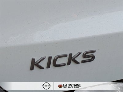 2026 Nissan Kicks SV