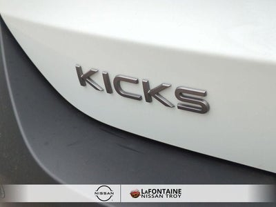 2026 Nissan Kicks SV