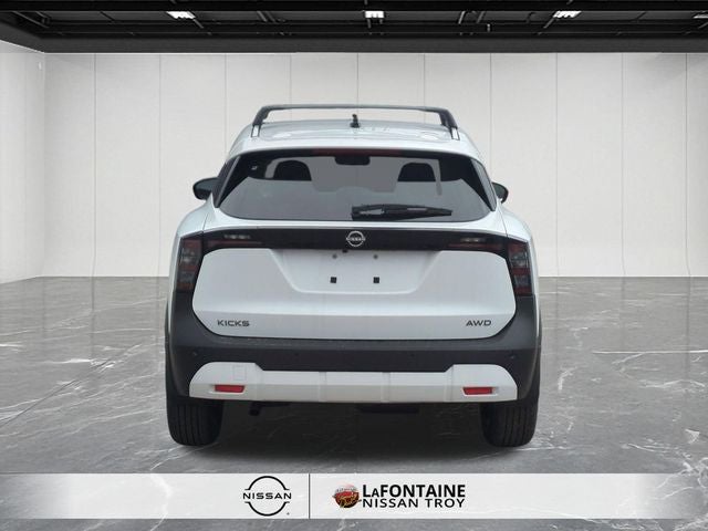 2026 Nissan Kicks SV