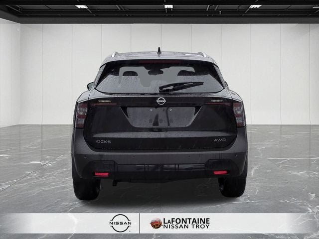 2026 Nissan Kicks SV