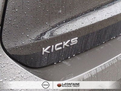 2026 Nissan Kicks SV