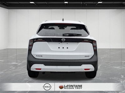 2026 Nissan Kicks SV