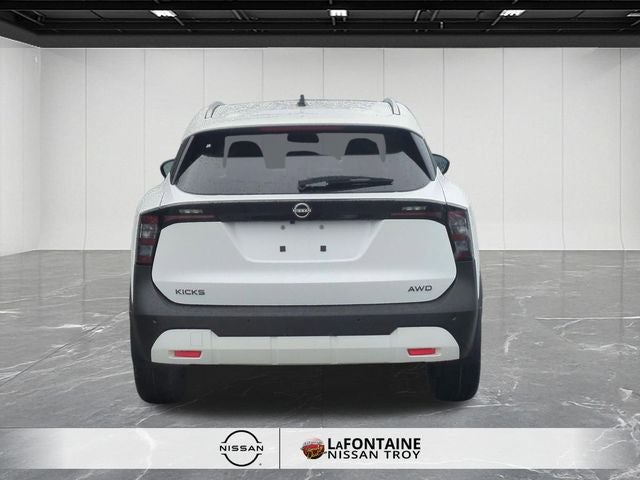 2026 Nissan Kicks SV