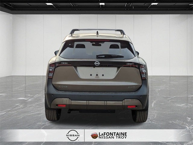 2026 Nissan Kicks SV